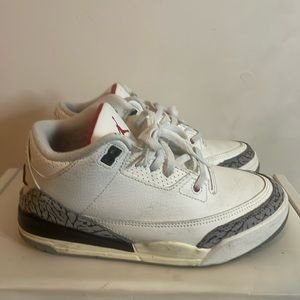 Jordan three retros (ps) size 3y